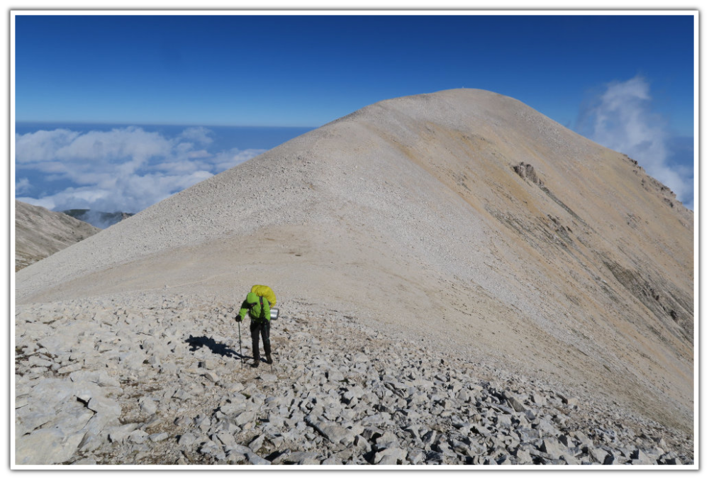 Foto: Monte Acquaviva - Valter Di Cecco Foto del mese di Settembre 2019 del Calendario del CAI Sez. Fara San Martino.